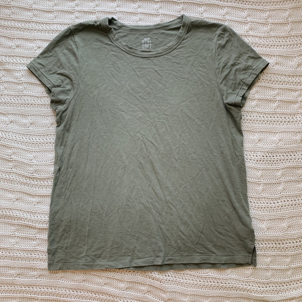 Aerie tee